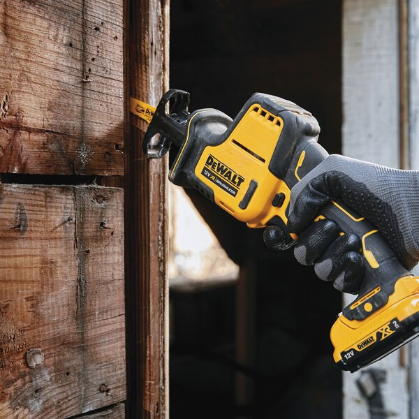 „Dewalt“ akumuliatorinis tiesinis pjūklas DCS312NT 12V - DCS312NT -XJ