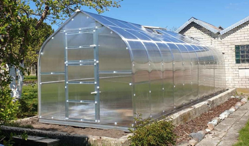 Siltumnīca KLASIKA STANDART 30 - 2,5 x 12m - 6mm polikarbonāta 4779037490561 KLASIKA GREENHOUSE