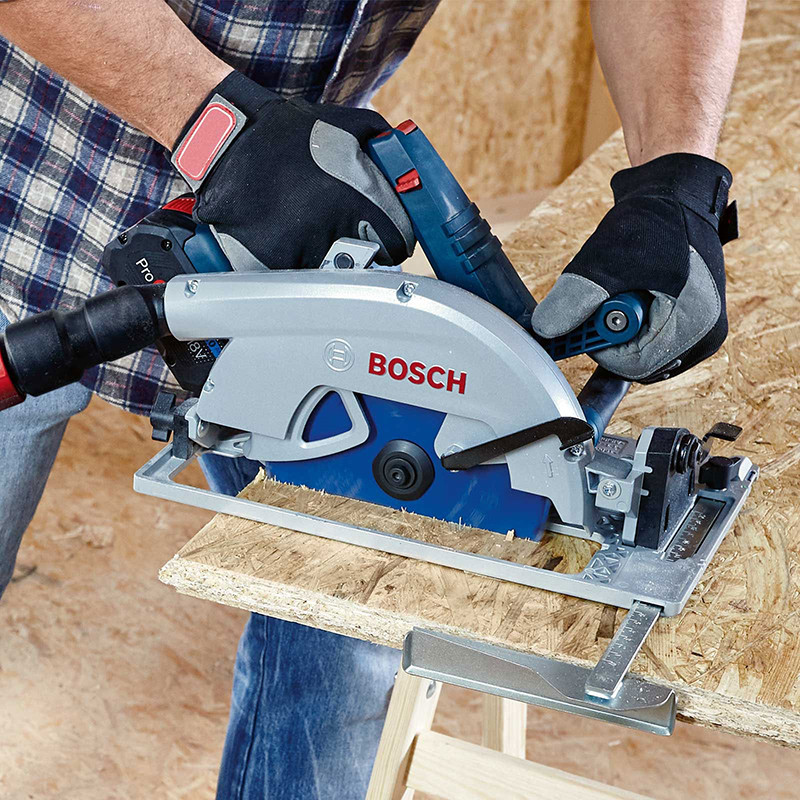 Circular saw GKS 18V-68 GC, 2x8Ah GAL 18V-160 06016B5101 BOSCH