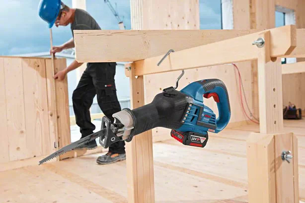 Cordless reciprocating saw GSA 18V-32, 2x5Ah 06016A8106 BOSCH