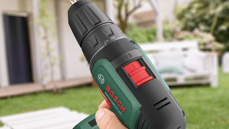 Akumutatora urbjmašīna 18V (bez akumulatora un lādētāja) UniversalDrill 06039D4000 BOSCH