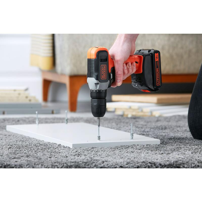 18 V 1 greičio gręžtuvas, 1 x 1,5 Ah baterija, 400 mA įkroviklis, dėžutė BCD001C1-QW BLACK DECKER