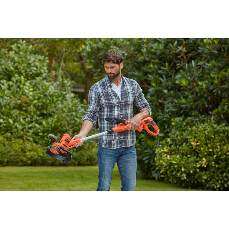 30cm Trimmeris + Pļāvējs BESTA530CM-QS BLACK DECKER