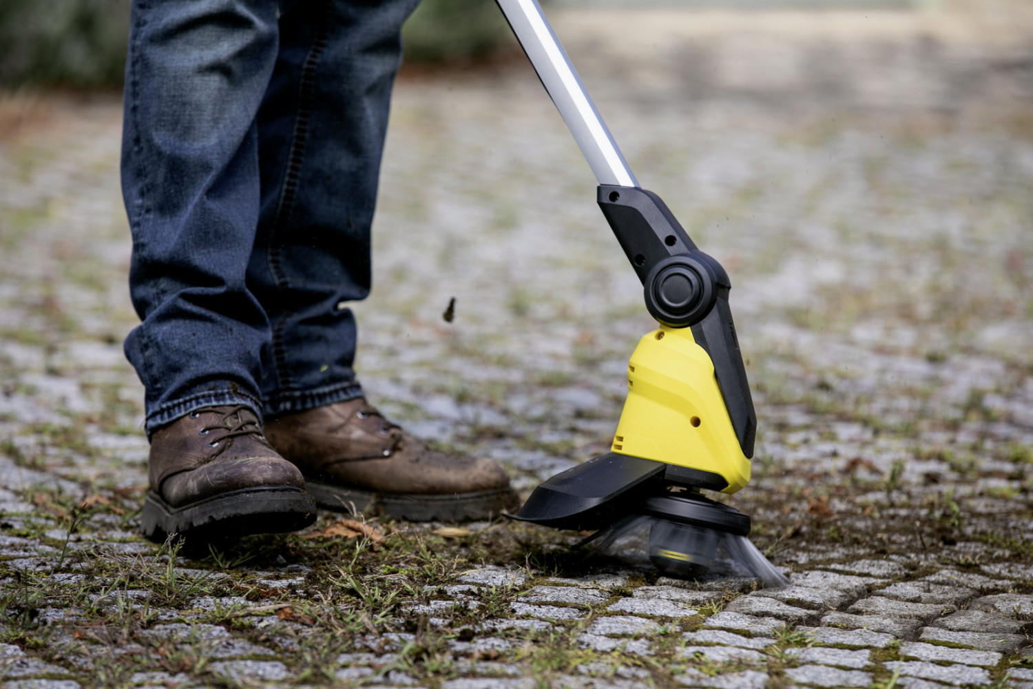 Akumuliatorinis piktžolių valiklis 18V (be akumuliatoriaus ir įkroviklio) WRE 18-55 1.445-244.0 KARCHER