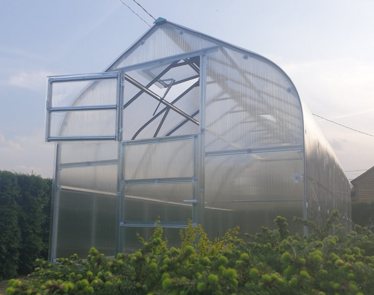 Siltumnīca KLASIKA STANDART 30 - 2,5 x 12m - 6mm polikarbonāta 4779037490561 KLASIKA GREENHOUSE