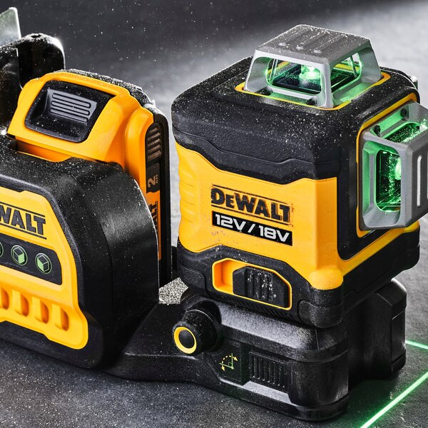 DeWALT  daugialinijinis lazeris 18V 3x360 žalia