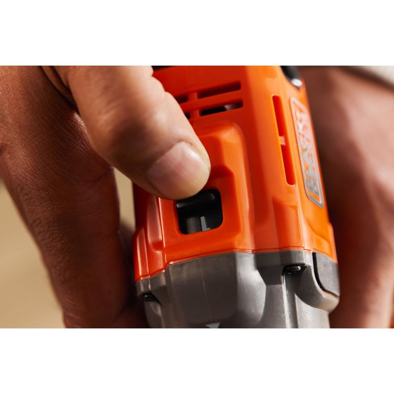 18V Drill Driver with 2.0Ah SOC Battery, 1A charger in a kitbox BCD382D1XK-QW BLACK DECKER