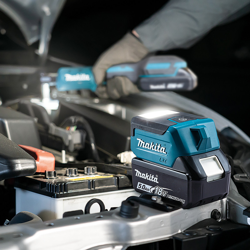 Аккумуляторная лампа 18В с 3 режимами освещения, USB, LXT DML817 MAKITA