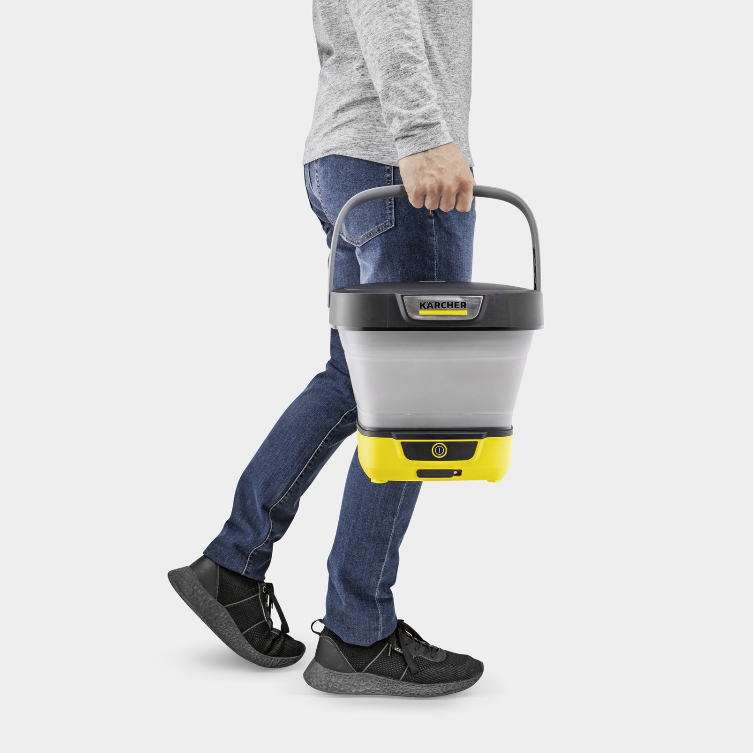 Аккумуляторный мобильный пылесос для улицы 8л OC 3 FOLDABLE 1.599-300.0 KARCHER