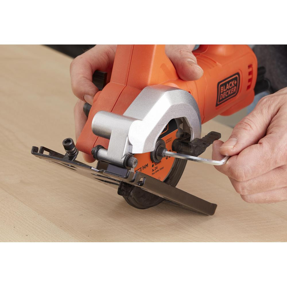 BLACK + DECKER kompaktiškas diskinis pjūklas BES510 400W