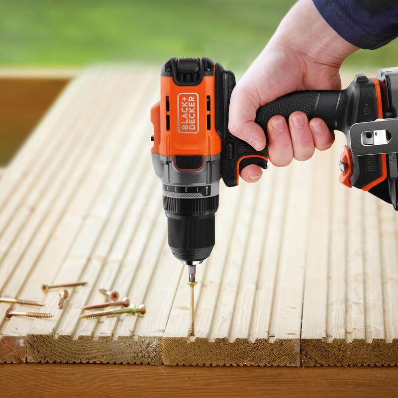 18V Drill Driver with 2 X 2.0Ah SOC Battery, 1A charger in Kitbox BCD382D2XK-QW BLACK DECKER