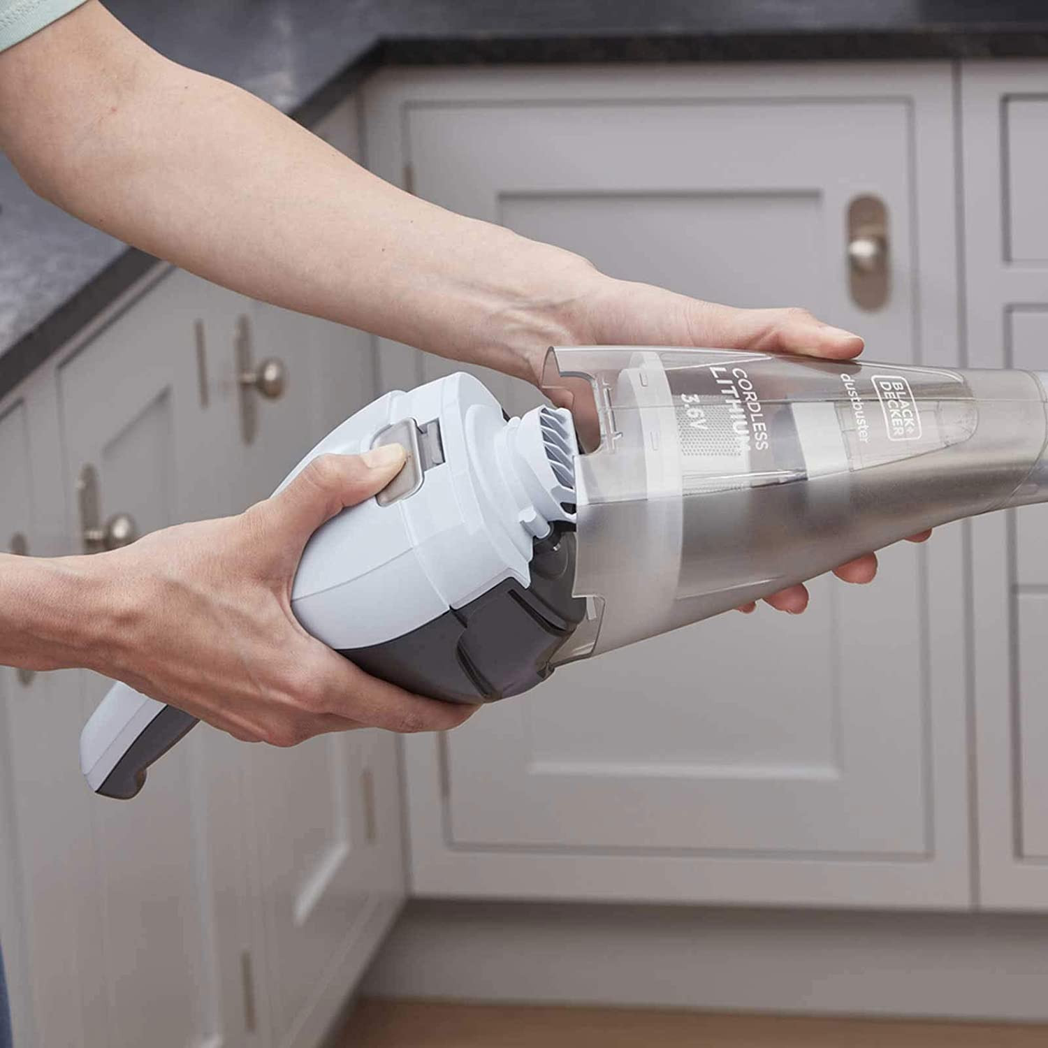 Rokas putekļusūcējs 7,2 V Dustbuster NVC215W-QW BLACK DECKER