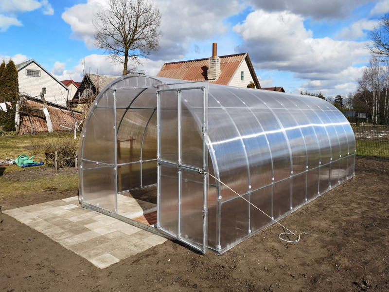 Siltumnīca KLASIKA TUBE 3 x 8m ar pamatiem - 4mm polikarbonāts 4779037491667 KLASIKA GREENHOUSE